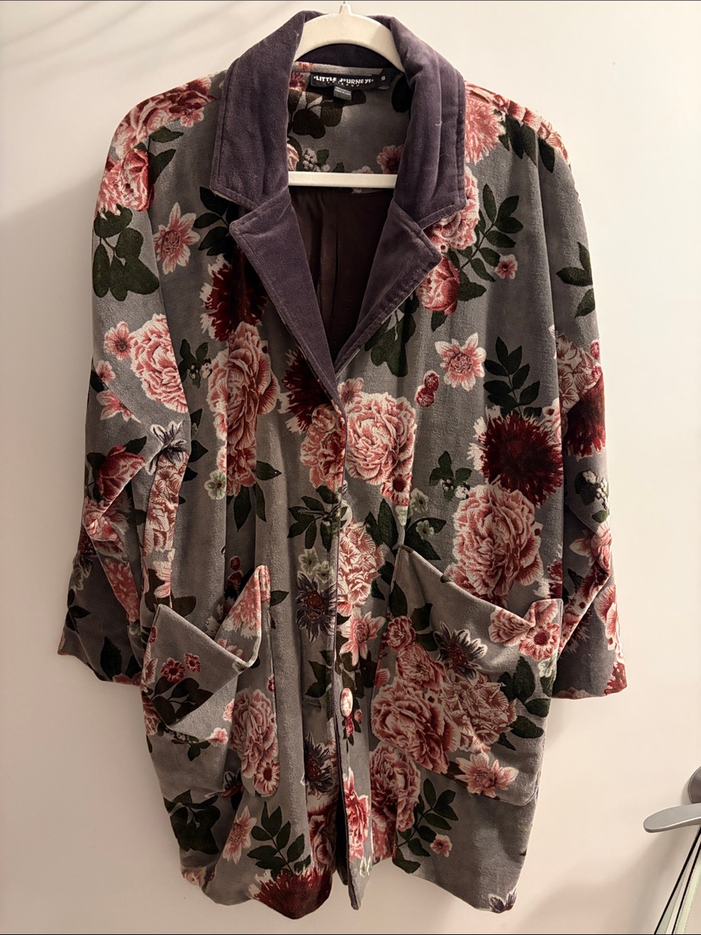 Velvet Floral Coatigan - Gray with Rose Print